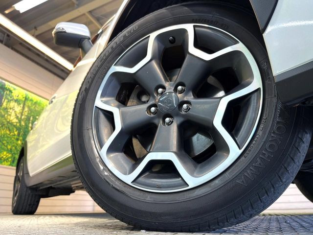 �y����17�C���`�A���~�z�C�[���z�O�ςɃ}�b�`���������A���~�z�C�[���𑕒����Ă���܂��B�e��ЊO�A���~�z�C�[����A�X�^�b�h���X�^�C�����戵�����Ă���܂��B���񂲑��k����������