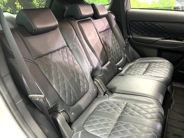 �L�X�Ƃ���2��ڃV�[�g�͋��Z���������A���S�n�����K!�F�B��Ƒ��Ƃ̂��o�����ɂ҂�����ł��B�x�r�[�V�[�g��`���C���h�V�[�g�g�p�������K�ɂ��߂�������������\���ȋ�Ԃ��m�ۂ��Ă��܂��B