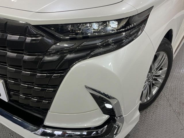 �yLED�w�b�h���C�g�z���V����ԑ��s�����ǍD�Ȏ��E���m�ۂ����S���ĉ^�]�ł��鍂�P�xLED�w�b�h���C�g�𑕔�!�_�����x�������A����d�͂��}�����Ă��܂��B