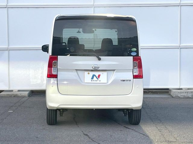 安心の最長10年・走行無制限保証(有償)をご用意。保証内容も充実はもちろん、無料点検&オイル交換や、年中無休の全国・24時間ロードサービスも付帯されておりますのでご安心下さい。