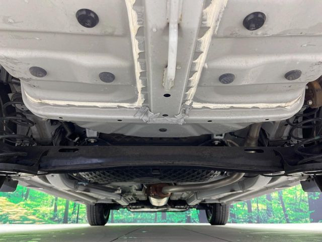 下回りがきれいなうちに、防錆加工の施工がオススメ。降雪地域はもちろん、沿岸部にお住いの方や、趣味でマリン・ウィンタースポーツをされる方にご好評いただいております。