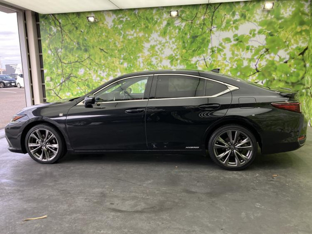 ES300h Fスポーツ