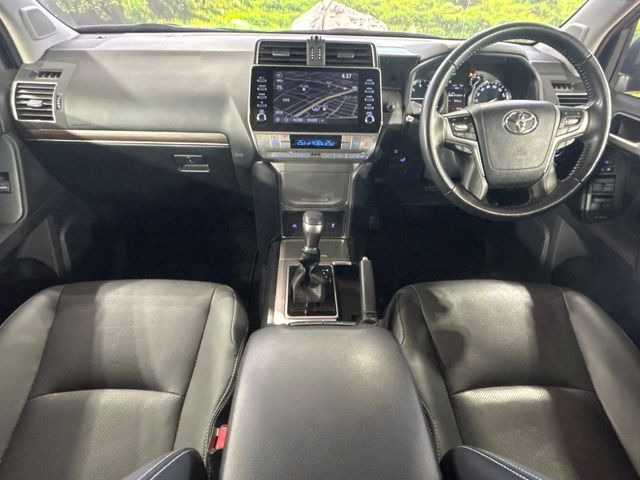 グループ総在庫数約30,000台!!全国の系列店からメーカー・車種問わずご紹介出来るので、あなたにピッタリのお車が見つかるはずです♪まずはお問い合わせ下さい☆