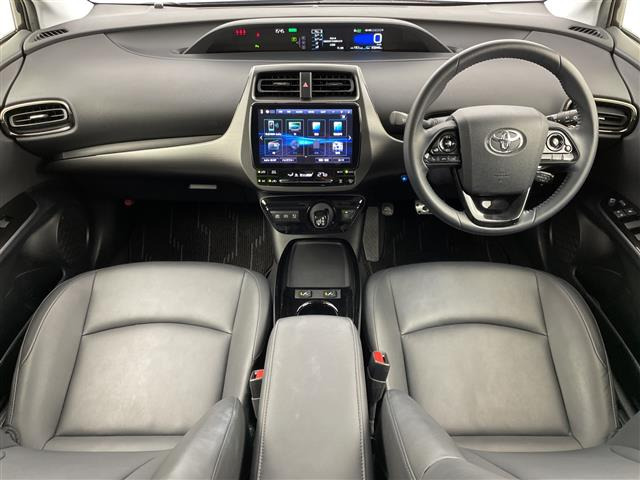 プリウス1.8 S ツーリングセレクション ブラックエディション