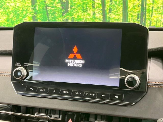 �y���[�J�[�����i�r�z�C���e���A�ɗn�����ރX�^�C���b�V���ȁu��p�݌v�v���[�J�[�i�r�𑕔��􎋔F���⑀�쐫�ȂǊ�{���\�ɂ��D��A���㎿�ȃJ�[���C�t�����y���݂��������܂��B