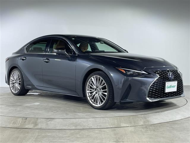 IS300h バージョンL