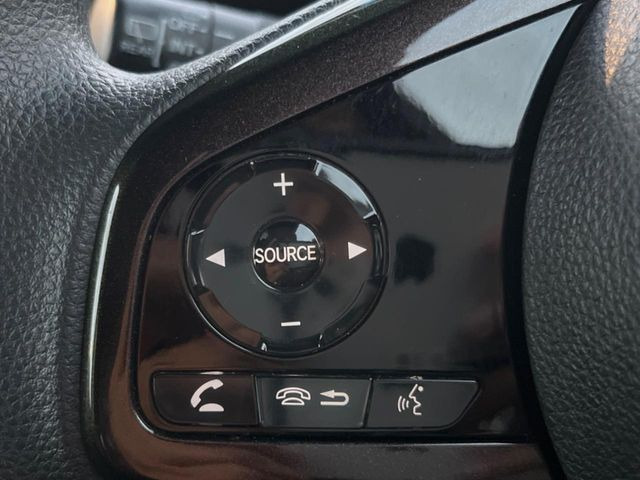 �y�X�e�A�����O�X�C�b�`�z�^�]���A�O������ڐ������炷���ƂȂ��A�I�[�f�B�I���̑��삪�\�ȕ֗��@�\!���S&���K�ȃh���C�u�����o���Ă���܂���