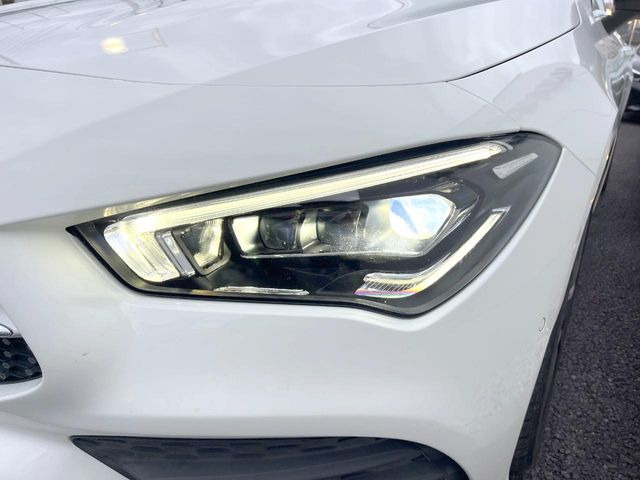 ��LED�w�b�h���C�g:��ԑ��s�����ǍD�Ȏ��E���m�ۂ����S���ĉ^�]�ł��鍂�P�xLED�w�b�h���C�g�𑕔�!�_�����x�������A����d�͂��}�����Ă��܂��B