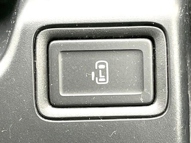 �y�p���[�X���C�h�h�A�z�X�}�[�g�L�[��^�]�Ȃ̃X�C�b�`�ŃX���C�h�h�A�̊J���\���d��������͂����ăh�A���J����K�v�������A���������q�l�ł��A�d���ו��������Ă��鎞�����N�ɊJ���߂ł��܂���