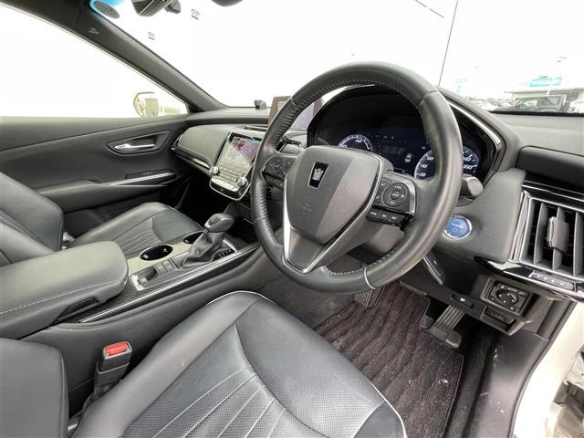 クラウンハイブリッド 2.5 RS