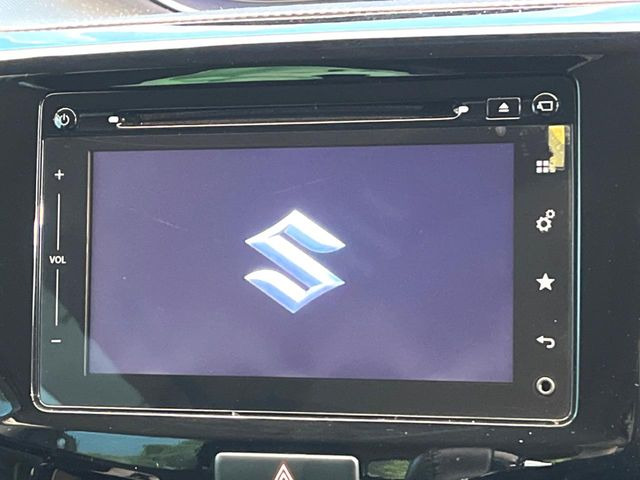 �y�����i�r�z�l�C�̏����i�r�𑕔����Ă���܂��B�i�r�̎g���₷���͂������A�I�[�f�B�I�@�\���[��!�L�����v�◷�s�͂������A�ʋ΂┃�����ȂǕ��i�̃h���C�u���y�����Ȃ�͂���