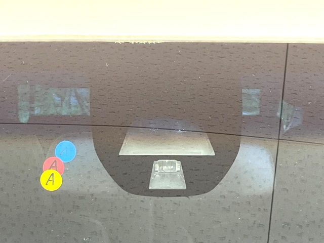 �y�V�e�B�u���[�L�A�N�e�B�u�V�X�e���z�ᑬ���s���ɑO���̎ԗ�����F�����A�Փ˂������Ȏ��͌x��ƃu���[�L�ŏՓˉ���Ɣ�Q�y�����A�V�X�g�B�����S�Ƀh���C�u�����y���݂��������܂��B