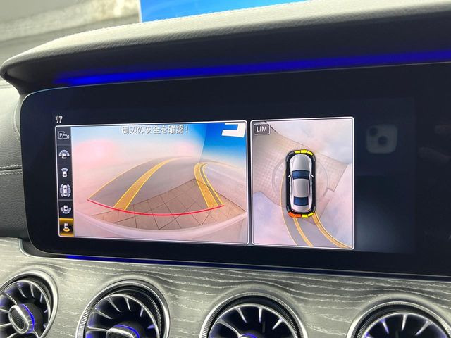 ���p�m���~�b�N�r���[���j�^�[:��p�̃J�����ɂ��A�ォ�猩���낵���悤�Ȏ��_��360�x�N���}�̎��͂��m�F���邱�Ƃ��ł��܂������p�������m�F���₷���A�����ꏊ�ł̐؂�Ԃ��⒓�Ԃ��X���[�Y�ɍs���܂��B