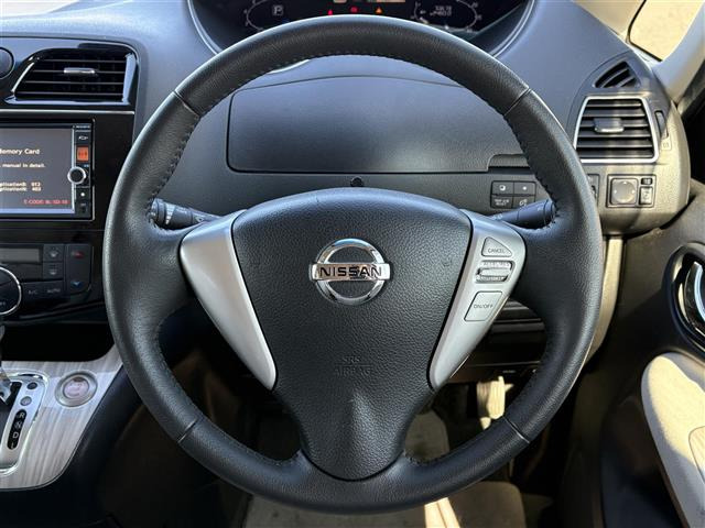 セレナ2.0 ハイウェイスター S-HYBRID