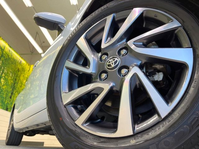 �y����15�C���`�A���~�z�C�[���z�O�ςɃ}�b�`���������A���~�z�C�[���𑕒����Ă���܂��B�e��ЊO�A���~�z�C�[����A�X�^�b�h���X�^�C�����戵�����Ă���܂��B���񂲑��k����������