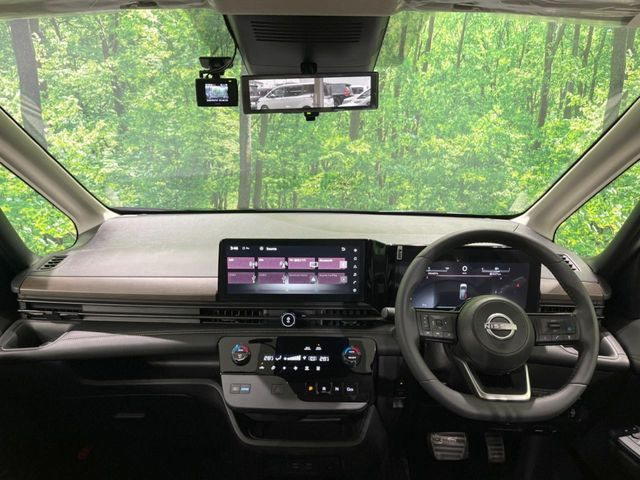 セレナ1.4 e-POWER ハイウェイスターV