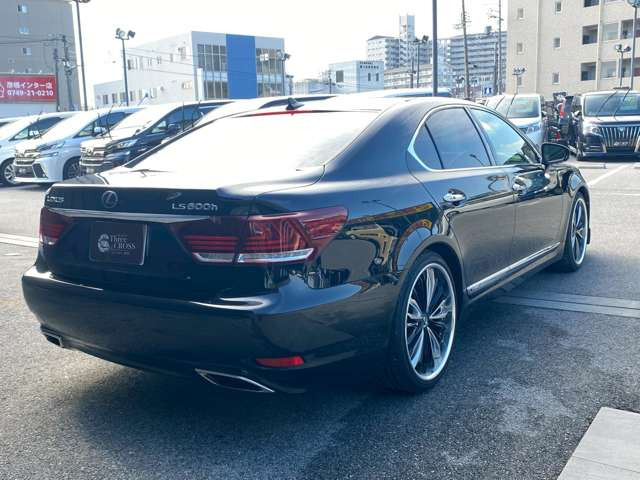 �X���[�N���X����X�̎ԗ��͍Œ�2�N�̈��S�ۏ؂��ʓr�L���ł��t���ł��܂�!�ڍׂ͓��X�X�^�b�t�܂ł��C�y�ɂ��₢���킹�������B