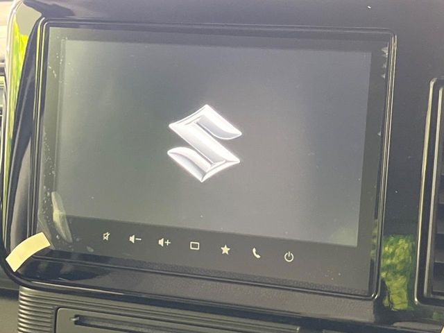 【大画面ナビ】人気の大型8インチナビを装備。存在感のある大画面はインパクト大!ナビ利用時のマップ表示は見やすく、テレビやDVDは臨場感がアップ!いつものドライブがグッと楽しくなります♪