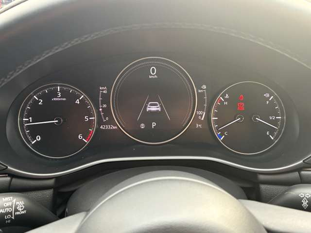 MAZDA3ファストバック1.8 XD プロアクティブ ツーリング セレクション  4WD