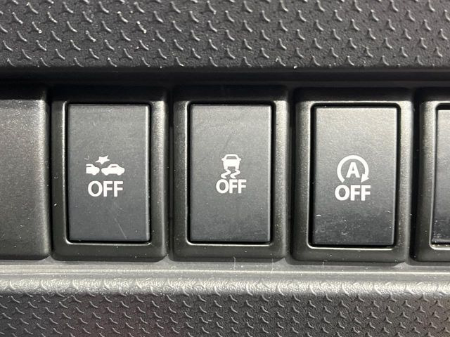 �y�A�C�h�����O�X�g�b�v�z�ԐM����a�؂Œ�Ԃ����ۂɃG���W�����~���A���ʂȔR���̏����}���܂��B�R��������ی�ɂȂ���@�\��G���W���̓u���[�L�𗣂��΍Ďn�����܂��B