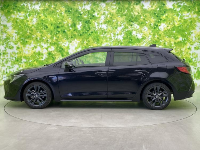 カローラツーリング1.8 ハイブリッド W×B