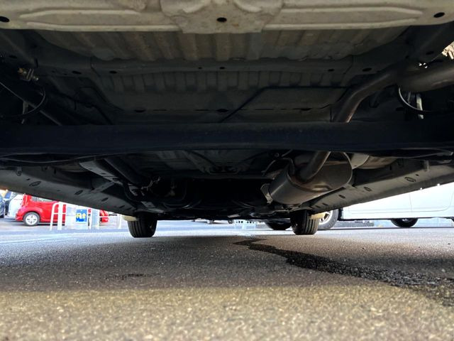 ����肪���ꂢ�Ȃ����ɁA�h�K���H�̎{�H���I�X�X���B�~��n��͂������A���ݕ��ɂ��Z���̕���A��Ń}�����E�E�B���^�[�X�|�[�c���������ɑ�ύD�]���������Ă���܂��B