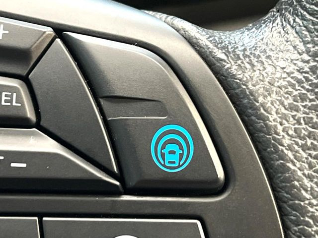 �y�v���p�C���b�g�z�������H�ł̒��������s���y��!!�a�؎��Ə��񑖍s�̃V�[���ŁA�A�N�Z���E�u���[�L�E�X�e�A�����O�������Ő��䂵�A�������^�]�̕��S���y�����Ă���܂���