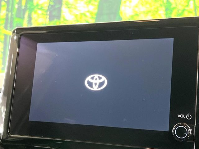 �y8�C���` �f�B�X�v���C�I�[�f�B�I�z���ʂ̃f�B�X�v���C��AppleCarPlay��AndroidAuto�����p�\�B�傫�ȉ�ʂŃX�}�z�i�r�A�v���������p���������܂���