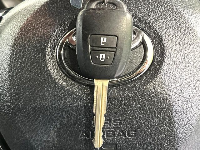 �y�L�[���X�z�������ꂽ�ꏊ����ł��{�^����Ńh�A�̊J���E�{�����ł���̂łƂ��Ă��֗�!�h�A�̌�������ɏ������邱�Ƃ�����܂����