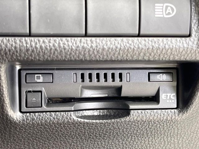 【ETC】高速道路の料金所をストレスなく通過!話題のスポットやサービスエリアに多い「スマートIC」利用時は必須のアイテムです。当店でセットアップを実施、ご納車当日からすぐにご利用いただけます!