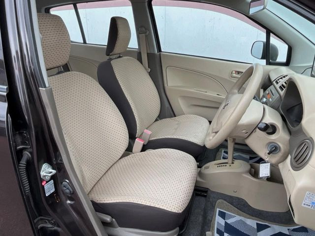 �^�]�ȃV�[�g���͎g�p�������Ȃ��A�ǍD�ȏ�ԂƂȂ��Ă��܂��B���J�Ɏg���Ă������Ƃ��悭�킩��܂��ˁB