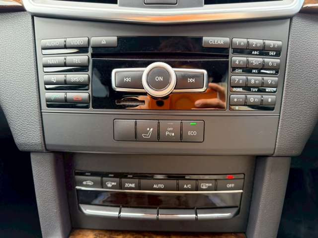 �C�ɂȂ邨�Ԃ�����܂�����E�̓d�b�ԍ����璼�ڂ��X�ɂ��₢���킹���������B�x�����@����ԗ����A��Ԃ܂łȂ�ł������������Ē����܂��B�X�^�b�t�ꓯ���A�����҂����Ă���܂��B