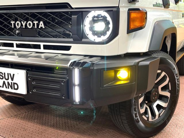 �yLED�w�b�h���C�g�z���V����ԑ��s�����ǍD�Ȏ��E���m�ۂ����S���ĉ^�]�ł��鍂�P�xLED�w�b�h���C�g�𑕔�!�_�����x�������A����d�͂��}�����Ă��܂��B