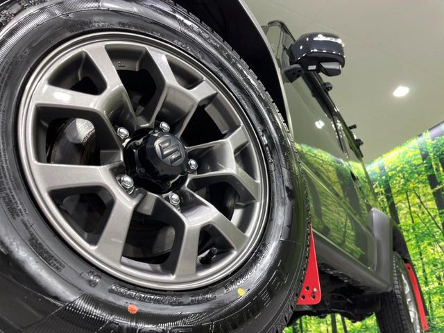 �y����15�C���`�A���~�z�C�[���z�O�ςɃ}�b�`���������A���~�z�C�[���𑕒����Ă���܂��B�e��ЊO�A���~�z�C�[����A�X�^�b�h���X�^�C�����戵�����Ă���܂��B���񂲑��k����������