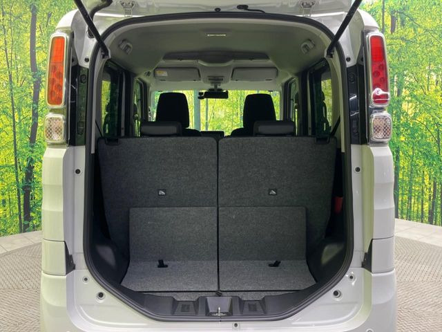 ���i�̂���������ʋ΁A���}���ɏ\���ȉ׎��X�y�[�X���m�ۂ��Ă���܂��B�Z�J���h�V�[�g��|���ƁA�傫�ȉו��̐ύڂ��\�ł���