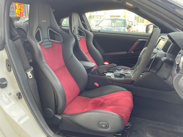 ���V�[�g�̎g�p��:�j��E�ւ�������Ȃ��A�����̒ʂ肫�ꂢ�ȏ�Ԃ��ێ����Ă���܂��B�܂��A�����N���[�j���O�E�R�[�e�B���O�����p�����������܂��B