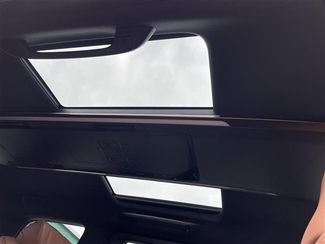 ヴェルファイアハイブリッド 2.5 Z プレミア E-Four 4WD