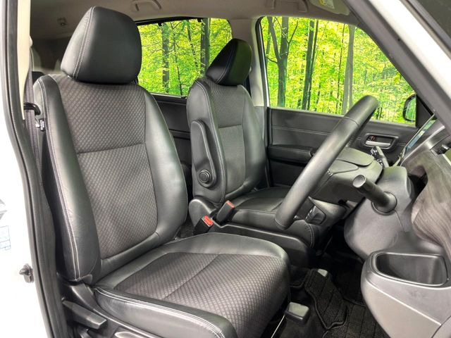 �y���烌�U�[�V�[�g�z����̂ӂ���肪�e�ՂŃ����e�i���X�����ȒP�ȁA�@�\���ɗD��鍇����v���̗p�����㎿�ȃV�[�g�ł��B����S�n���悭�A���������ӂ��S�n�ǂ��ԓ���Ԃ����o���Ă���܂��B