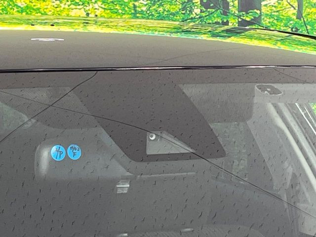 �y�g���^�Z�[�t�e�B�Z���X�z���s���ɑO���̎ԗ�����F�����A�Փ˂������Ȏ��͌x��ƃu���[�L�ŏՓˉ���Ɣ�Q�y�����A�V�X�g�B�����S�Ƀh���C�u�����y���݂��������܂��B