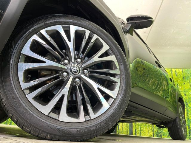 �y����18�C���`�A���~�z�C�[���z�O�ςɃ}�b�`���������A���~�z�C�[���𑕒����Ă���܂��B�e��ЊO�A���~�z�C�[����A�X�^�b�h���X�^�C�����戵�����Ă���܂��B���񂲑��k����������