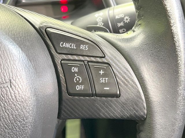 �y�N���[�Y�R���g���[���z�������H�����N���N���s�B�A�N�Z���𗣂��Ă���葬�x�ő��s���ł��A�������^�]���̕��S���y��!�����E�������ȒP�ȃX�C�b�`����Œ����ł��܂��B