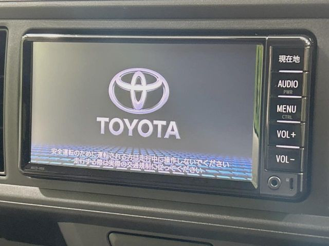 �y�����i�r�z�l�C�̏����i�r�𑕔����Ă���܂��B�i�r�̎g���₷���͂������A�I�[�f�B�I�@�\���[��!�L�����v�◷�s�͂������A�ʋ΂┃�����ȂǕ��i�̃h���C�u���y�����Ȃ�͂���