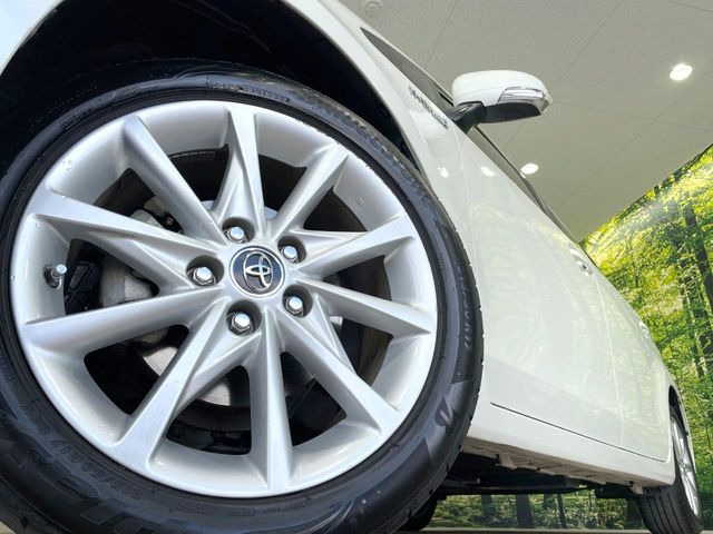 �y����17�C���`�A���~�z�C�[���z�O�ςɃ}�b�`���������A���~�z�C�[���𑕒����Ă���܂��B�e��ЊO�A���~�z�C�[����A�X�^�b�h���X�^�C�����戵�����Ă���܂��B���񂲑��k����������