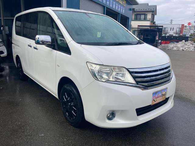 セレナ2.0 20S 4WD