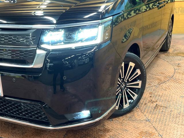 �yLED�w�b�h���C�g�z���V����ԑ��s�����ǍD�Ȏ��E���m�ۂ����S���ĉ^�]�ł��鍂�P�xLED�w�b�h���C�g�𑕔�!�_�����x�������A����d�͂��}�����Ă��܂��B