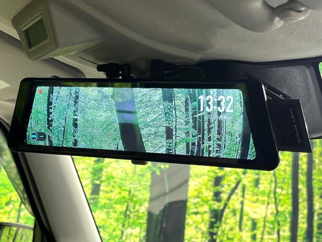 �y�f�W�^���C���i�[�~���[�z��Ȃ̑傫�ȉו��⓯��҂Ō�����m�F���Â炢���ł����S!�J�������B�e�����ԗ�����̉f�������[���~���[���ɕ\���B�N���A�Ȏ��E�ŏ󋵂̊m�F���\�ł�!