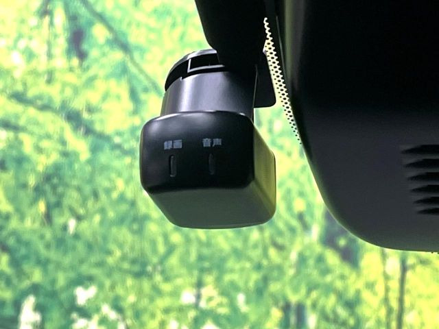 �y�h���C�u���R�[�_�[�z�h���C�u���R�[�_�[����!���s���͂������A������^�]�⎖�̂ɑ��������ہA�f���ŋL�^���A����̃��X�N�ɔ����܂��B���L�^�pSD�J�[�h�͂��q�l�����g�ł��������������K�v������܂��B