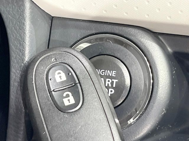 �y�C���e���W�F���g�L�[�z�J�o����|�P�b�g�ɓ��ꂽ�܂܂ł��h�A�̎{���E�������\�ȃX�}�[�g�L�[�𑕔��B�G���W���̃I���E�I�t�����J�M�����o���K�v����������Ƃ��Ă��֗��ł���