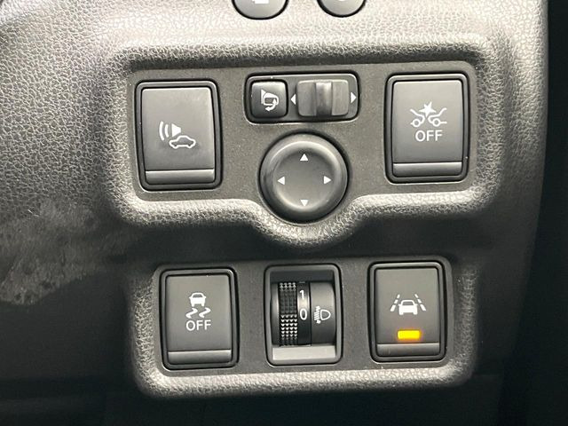 �y�C���e���W�F���gLI�z���s���̎Ԑ�����͂ݏo�������Ȏ��A�x�����Ƌ��ɃX�e�A�����O�ƃu���[�L�𐧌䂵�A�Ԑ����𑖍s����l�ɃA�V�X�g�B�����S�ȉ^�]���T�|�[�g���Ă���܂�!