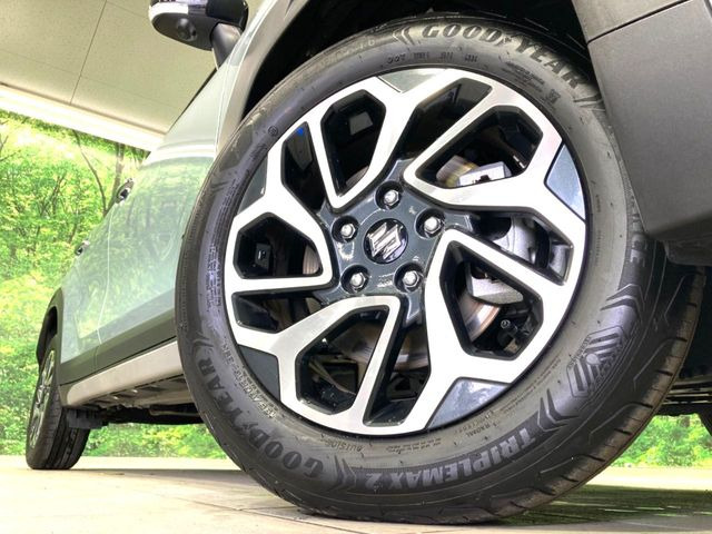 【純正16インチアルミホイール】外観にマッチした純正アルミホイールを装着しております。各種社外アルミホイールや、スタッドレスタイヤも取扱いしております。是非ご相談ください♪